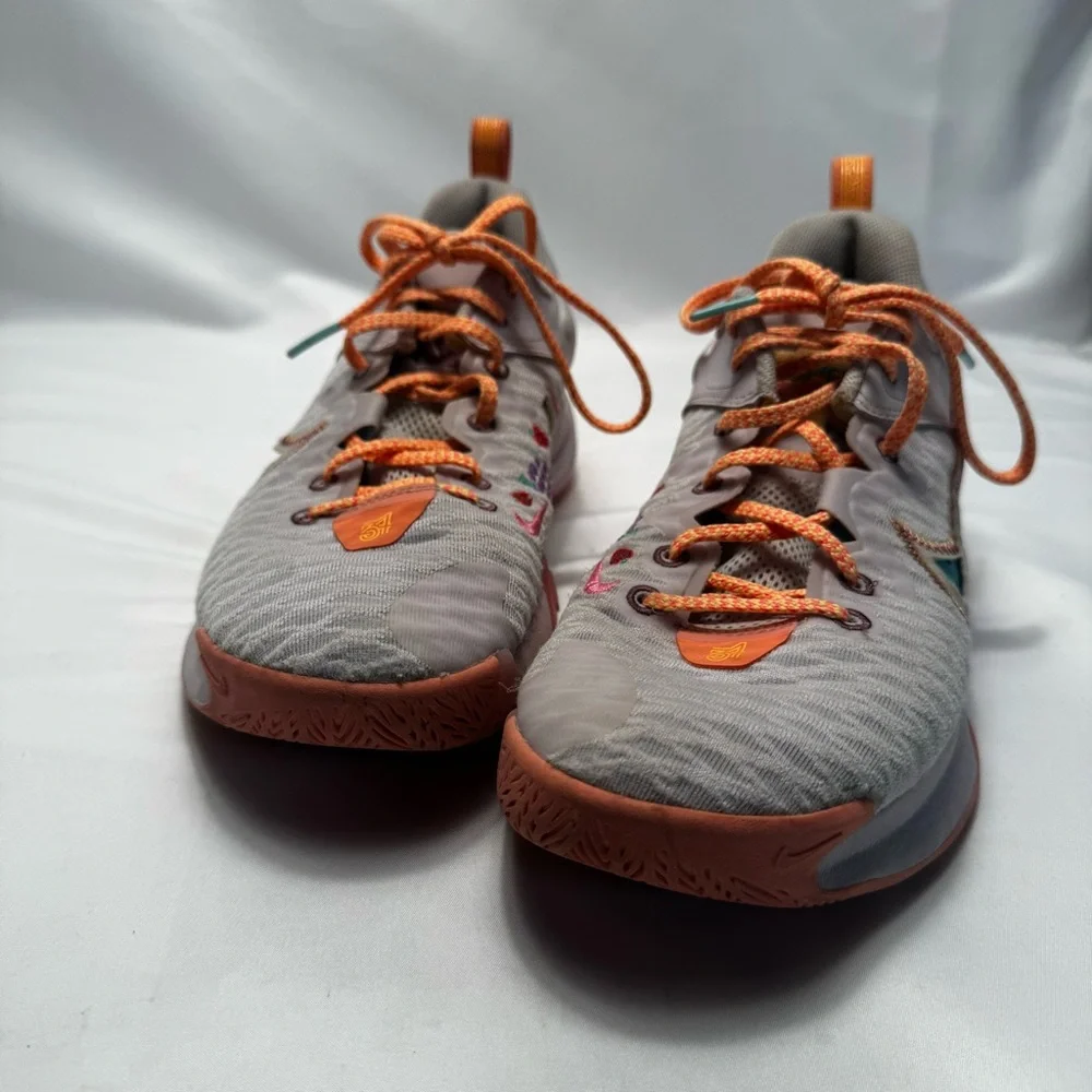 Nike Mens Giannis Immortality Force Field Super Smoothie Basketball Shoes Size 9